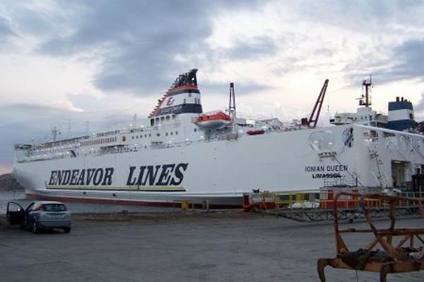 ENDEAVOR LINES FB Ionian Queen 06_Personale 05Ag05